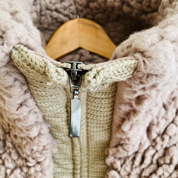 UO Teddy Bear Jacket - Picture 3 of 7